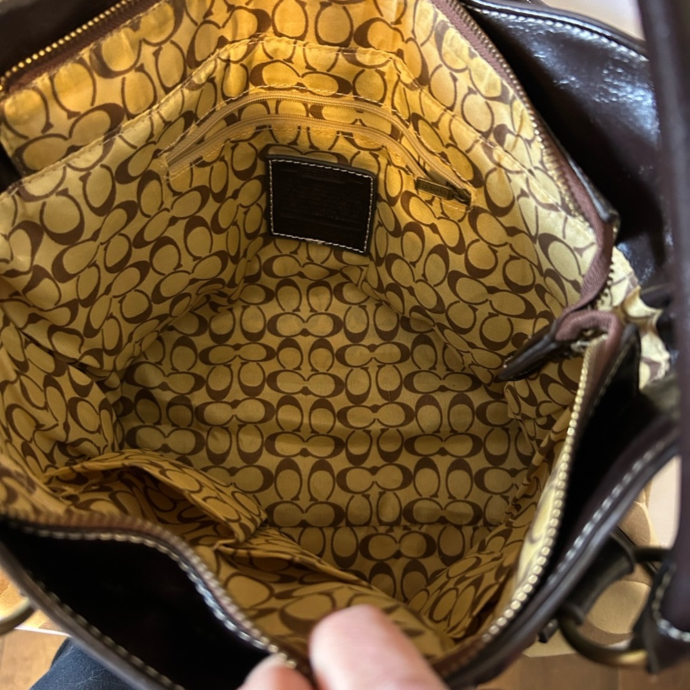 Coach Signature Canvas and Leather Tote - Khaki/Brown Chelsea Col. Like New - Picture 3 of 4